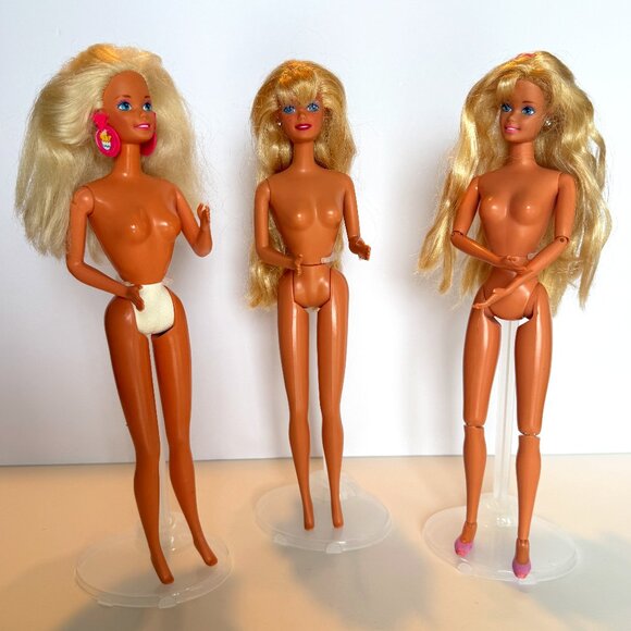 Vintage BARBIE LOT OF 3 - Barbie Wedding day, twirling Ballerina, Easter Barbie - Picture 1 of 13